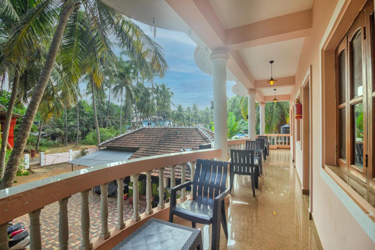 Calangute Bay Hotel Exterior photo